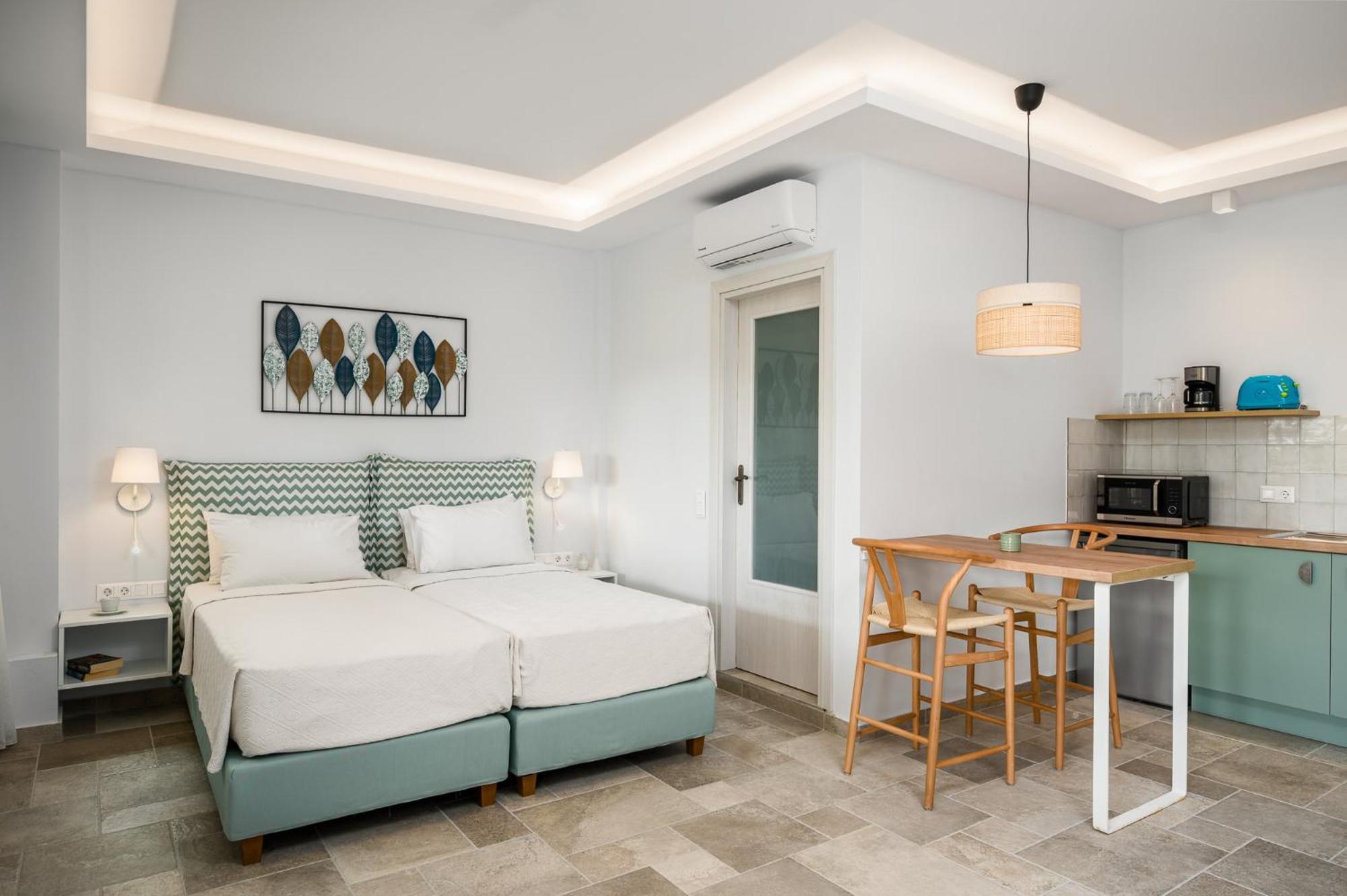 Spiti Prifti Apartments Гувия Екстериор снимка